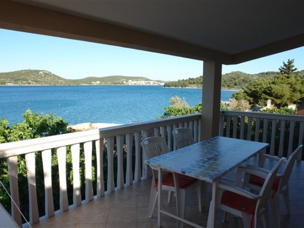 Apartmani Biserka - Apartman 4b