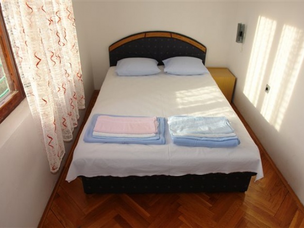 Apartmani Tatjana - apartman 2+2 b