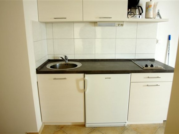 Apartman Adela Murter kuhinja