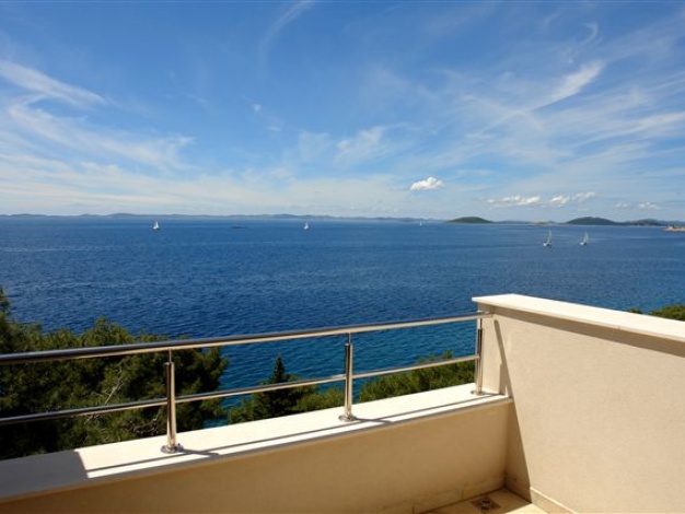 Apartman Adela Murter balkon 1