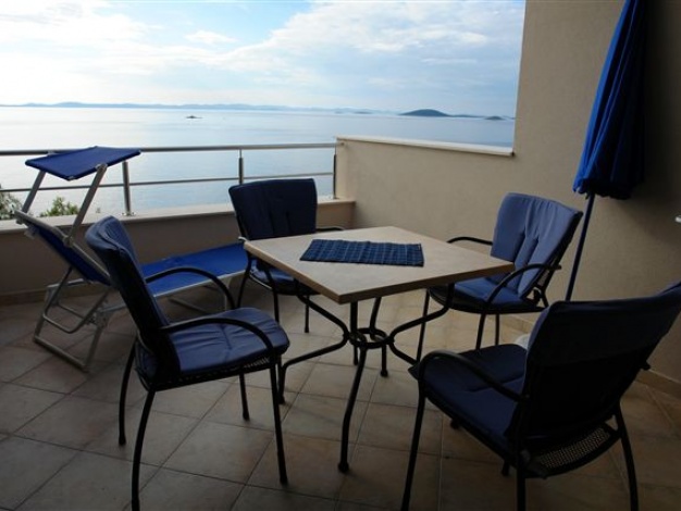Apartman Adela Murter balkon 2