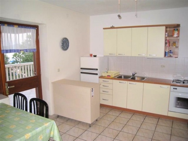 Apartmani Biserka - apt 4+1 c