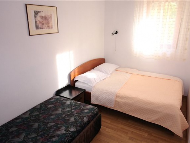 Apartmani Biserka - apt 4+1 c