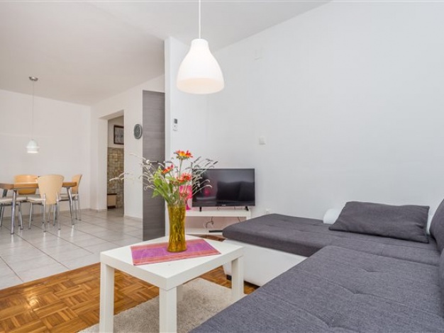 Apartmani Zorka - apt 4+1c